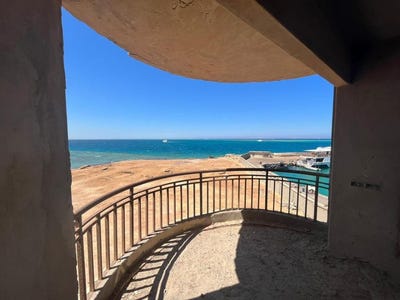 /international/eg/7r5c-gqg-hurghada-2-red-sea-governorate-1972611-egypt-hurghada-red-sea-governorate-310098202597/?lang=fr