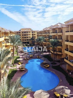 /international/eg/british-resort-hurghada-red-sea-governorate-310108860328/