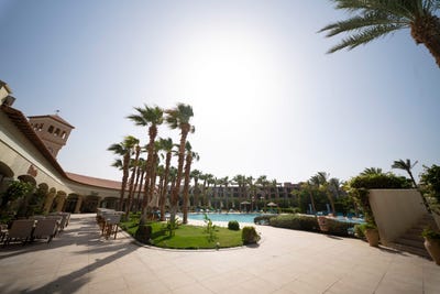 /international/eg/hurghada-hurghada-red-sea-governorate-310108895322/