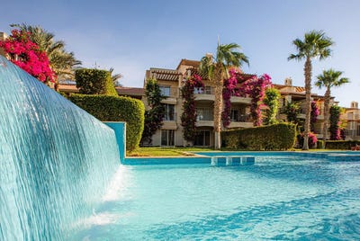 /international/eg/2v9v-r56-hurghada-1-red-sea-governorate-1960723-egypt-hurghada-red-sea-governorate-310098865971/?lang=zh-tw
