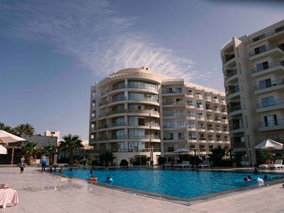 /international/eg/6rvv-89q-arabia-road-hurghada-1-red-sea-governorate-1966808-egypt-hurghada-red-sea-governorate-310108924713/