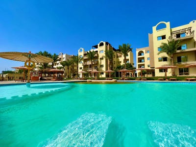 /international/eg/hurghada-hurghada-red-sea-governorate-310108563587/