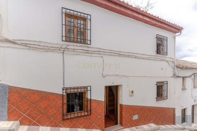 /international/es/montefrio-andalusia-310108321063/