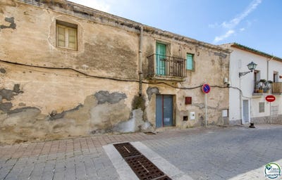 /international/es/palau-saverdera-catalonia-310108526639/