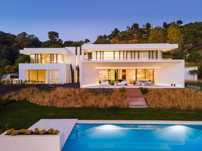 /international/es/plaza-de-la-victoria-1-marbella-catalonia-310110151329/