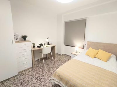 /international/es/carrer-d-alcoi-moncada-valencian-community-310093834339/