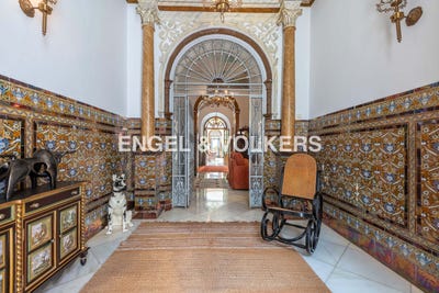 /international/es/granja-de-torrehermosa-extremadura-310100874877/