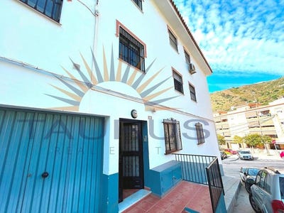 /international/es/algarrobo-andalusia-310106999273/