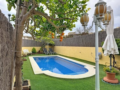 /international/es/cl-mare-de-deu-de-la-cova-clos-rectoret-calafell-catalonia-310104335230/