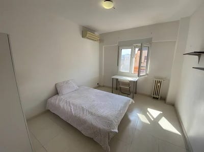 /international/es/calle-jeronima-llorente-madrid-madrid-310093847734/?lang=zh-tw