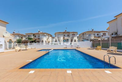 /international/es/calle-maite-pagazaurtundua-ruiz-torrevieja-valencian-community-310101512384/?lang=pt