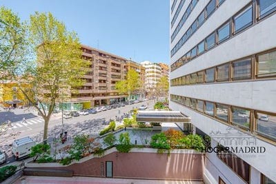 /international/es/plaza-angel-de-carbajo-madrid-madrid-310099004006/