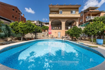 /international/es/barcelona-catalonia-310100854017/