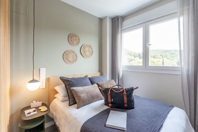 /international/es/avenida-octavio-paz-malaga-andalusia-310093865220/
