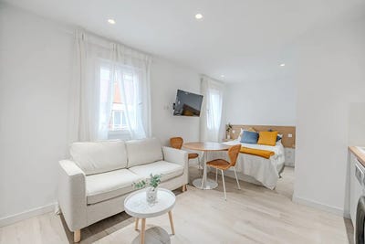 /international/es/calle-de-la-genciana-madrid-madrid-310101132384/?lang=zh-tw