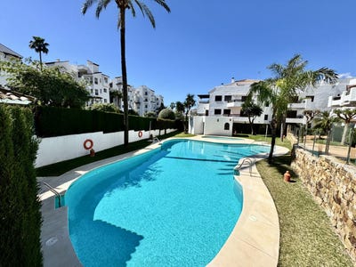 /international/es/estepona-andalusia-310103745931/