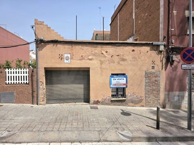 /international/es/carrer-de-pere-martell-badalona-catalonia-310110312100/