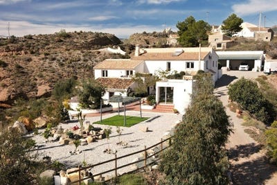 /international/es/oria-andalusia-310105342790/