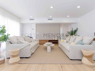 /international/es/es-mercadal-balearic-islands-310109926839/
