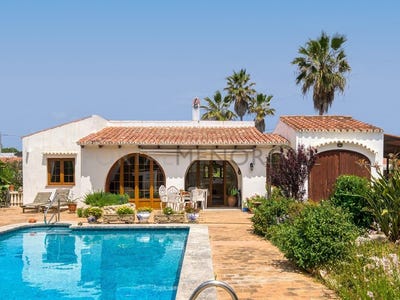 /international/es/es-castell-balearic-islands-310108184373/