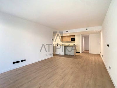 /international/es/santa-eulalia-hospitalet-de-llobregat-l-catalonia-310095940775/