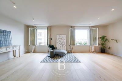 /international/es/barcelona-catalonia-310110358137/