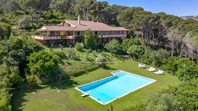 /international/es/begur-catalonia-310108864938/?lang=th