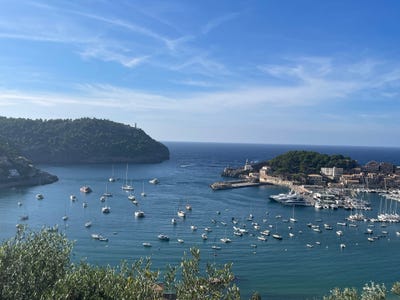 /international/es/carrer-bunyola-40-07108-port-de-soller-illes-balears-spain-port-de-soller-balearic-islands-310101734201/