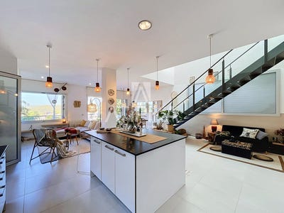 /international/es/llevantina-montgavina-quintmar-sitges-catalonia-310110246679/