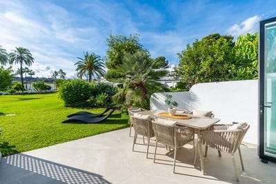 /international/es/marbella-nueva-andalucia-malaga-spain-marbella-andalusia-310108422637/