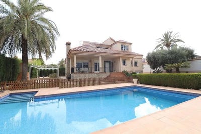 /international/es/pilar-de-la-horadada-valencian-community-310099618042/