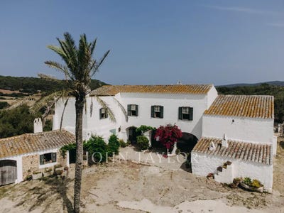 /international/es/ciutadella-de-menorca-balearic-islands-310100182138/