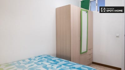 /international/es/alcala-de-henares-madrid-310108563486/