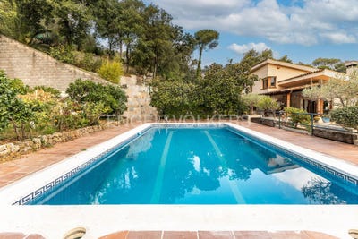 /international/es/sant-fost-de-campsentelles-catalonia-310101282400/