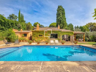 /international/es/begur-catalonia-310101644394/