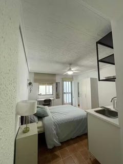 /international/es/carrer-ferrandis-luna-manises-valencian-community-310108643649/