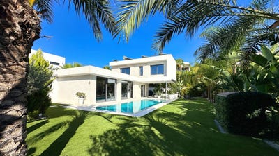 /international/es/cometa-carrio-calpe-calpe-valencian-community-310120070955/