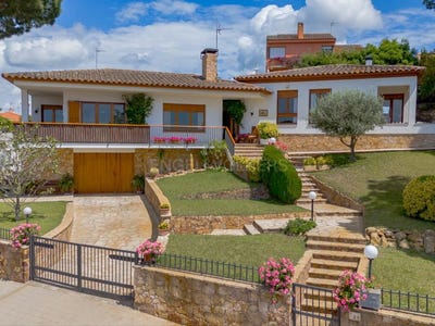 /international/es/mont-ras-catalonia-120092341617/