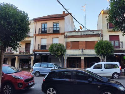 /international/es/avenida-de-la-constitucion-sahagun-castile-and-leon-310108049461/