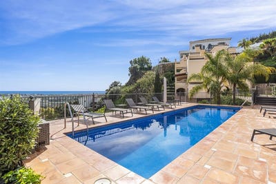 /international/es/altos-de-los-almendros-benahavis-andalusia-310109925483/