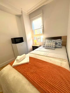 /international/es/avenida-de-fuenlabrada-leganes-madrid-310105743053/