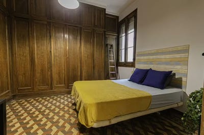 /international/es/ronda-de-sant-pere-barcelona-catalonia-310107370807/