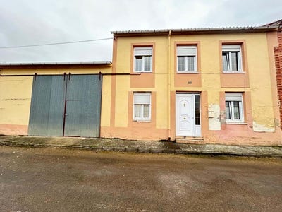 /international/es/calle-veguellina-portimao-castile-and-leon-310105057454/