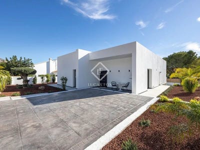 /international/es/altea-valencian-community-310100785337/