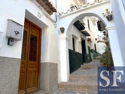 /international/es/canillas-de-aceituno-andalusia-310109239286/