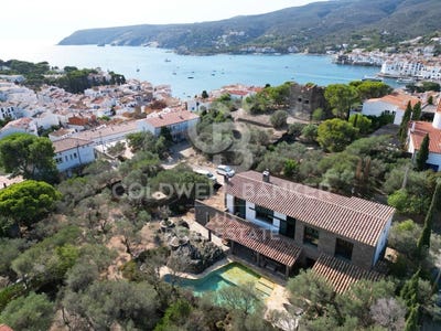 /international/es/girona-cadaques-cadaques-girona-cadaques-cadaques-girona-cadaques-catalonia-310104459841/