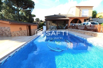 /international/es/vidreres-catalonia-310105743821/