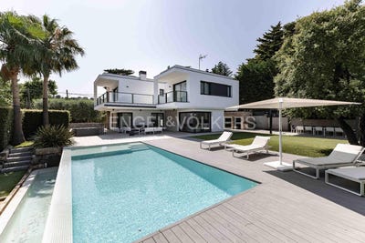 /international/es/castelldefels-catalonia-310100643804/
