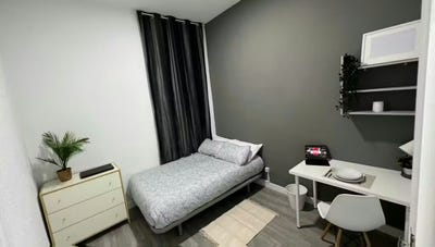/international/es/calle-de-la-luna-madrid-madrid-310093856051/