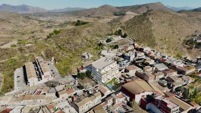 /international/es/hondon-de-las-nieves-alicante-valencian-community-310100140081/